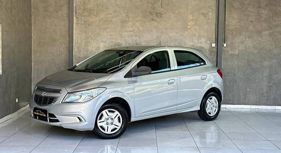 CHEVROLET ONIX 1.0 MPFI LT 8V FLEX 4P MANUAL